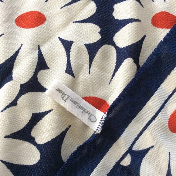 Vintage Christian Dior scarf, red white blue huge! - Picture 3 of 4